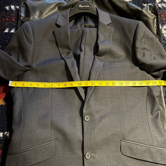 Renoir charcoal suit.  Only worn 3 times - like new. - Picture 5 of 11